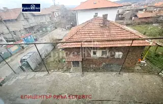 Етаж от къща в Перник, Байкушева махала