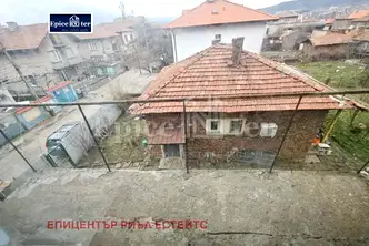 Етаж от къща в Перник, Байкушева махала