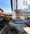 Етаж от къща в Плевен, Широк център