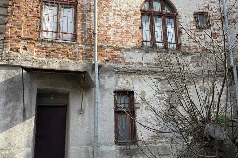 Floor of House in Plovdiv, Centyr