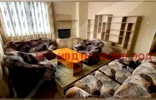 Етаж от къща в Пловдив, Център