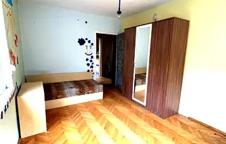 Етаж от къща в Русе, Дружба 2