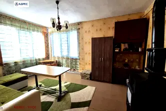 Етаж от къща в Русе, Средна кула