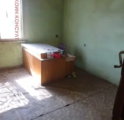 Снимка 5 — Втори етаж от административна сграда в с. Трънково, обл. Стара Загора