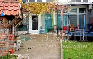 Етаж от къща в Сливен, Ново село