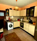 Етаж от къща в София, Изток