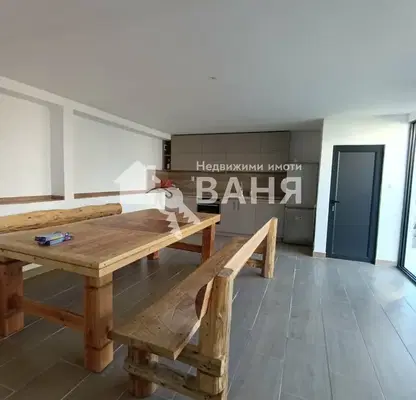 Photo 3 — Floor of House in Oblast Plovdiv, Sopot