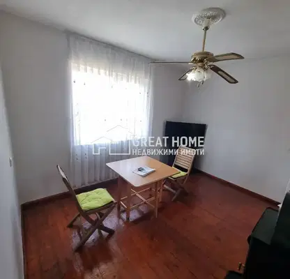 Photo 3 — Floor of House in Tyrgovishte, Centyr