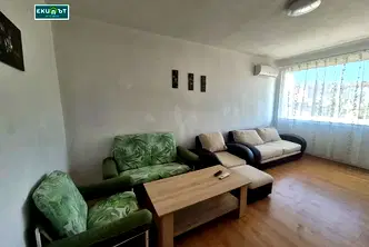 Етаж от къща във Варна, Аспарухово