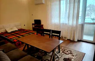 Етаж от къща във Варна, Галата