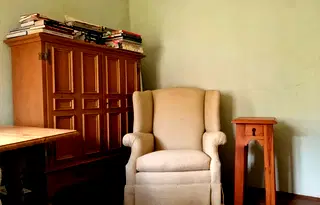 Къща в София, Гара Лакатник