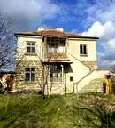 Къща в Бургас, Айтос