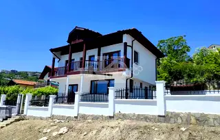Къща в Добрич, Балчик