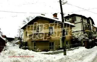 Къща в Благоевград, Банско