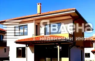 Къща в София, Божурище