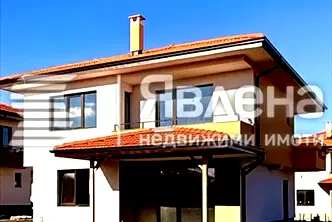 Къща в София, Божурище