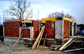 Къща в София, Божурище