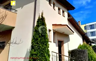 Къща в Бургас, Царево