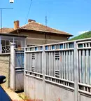 Къща в Плевен, Червен бряг