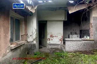 Къща във Велико Търново, Дебелец