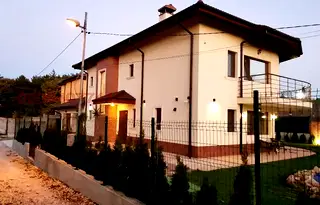 Къща в Добрич, в.з. Лозята