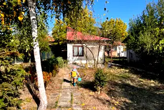Къща в София, Долна баня