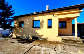 Къща в Плевен, Долна Митрополия