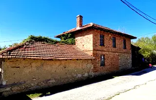 Къща във Велико Търново, Елена