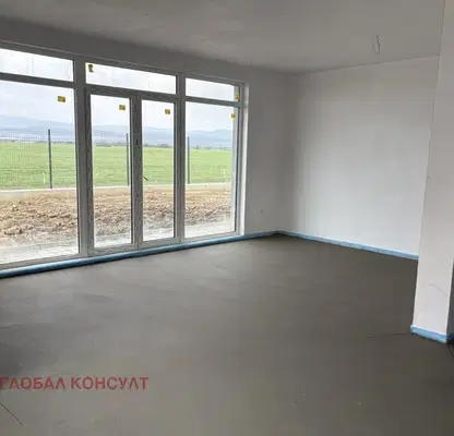 Photo 5 — House in област София, Elin Pelin
