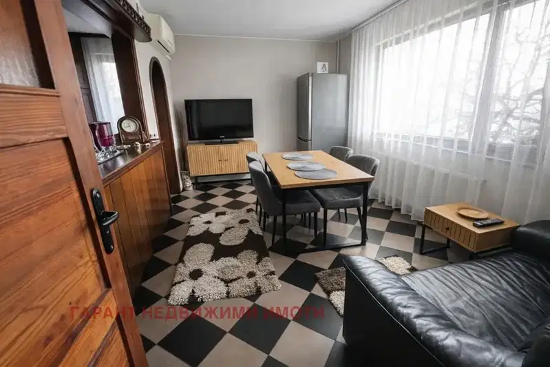 Къща в Габрово, Русевци