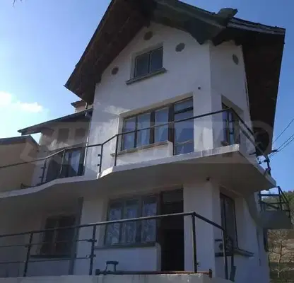 Photo 3 — House in област София, Godech