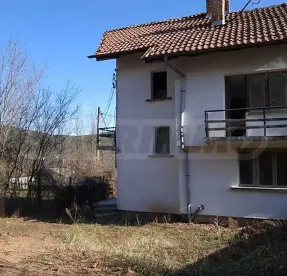 Photo 4 — House in област София, Godech