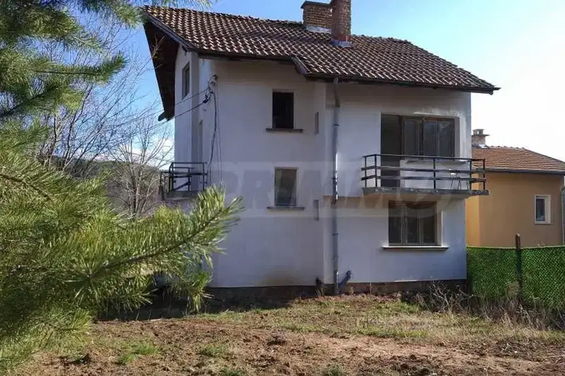 House in област София, Godech
