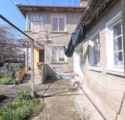Photo 2 — House in Oblast Veliko Tyrnovo, Gorna Oryahovica