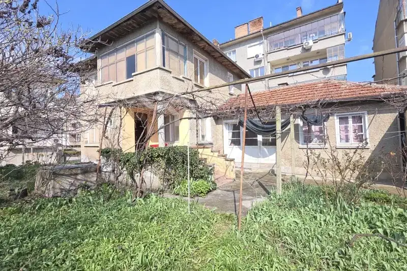 House in Oblast Veliko Tyrnovo, Gorna Oryahovica