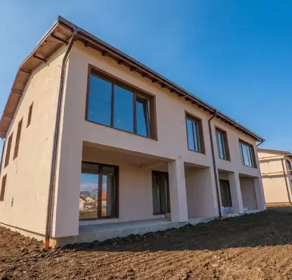 Photo 4 — House in област София, Kostinbrod