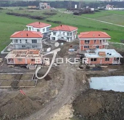 Photo 2 — House in Kyrdjali, Veselchane