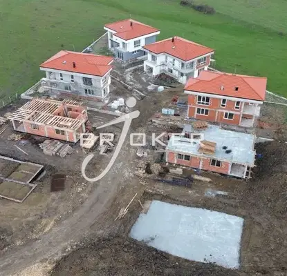 Photo 3 — House in Kyrdjali, Veselchane