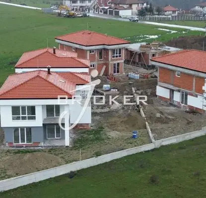 Photo 5 — House in Kyrdjali, Veselchane