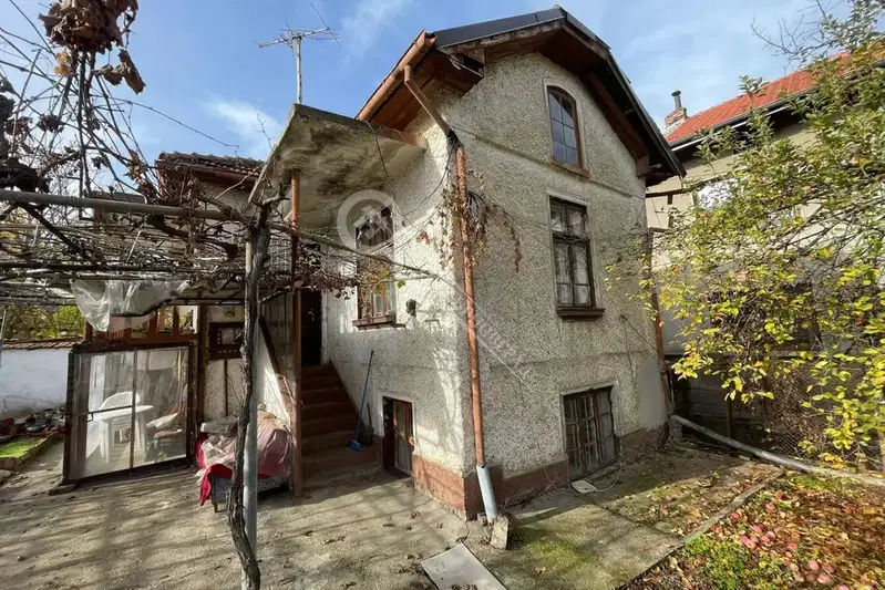 House in Oblast Pleven, Levski