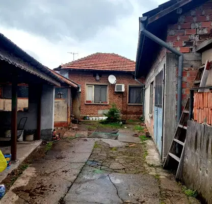 Photo 2 — House in Oblast Pleven, Levski