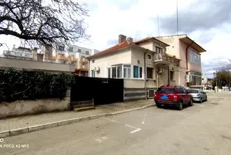 Къща в Бургас, Обзор