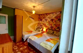 Къща в Бургас, Обзор