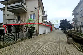 Къща в Бургас, Обзор