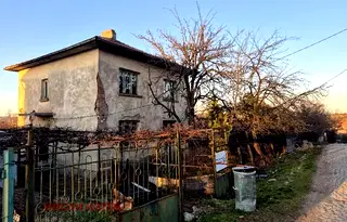 Къща в Перник, Бела вода