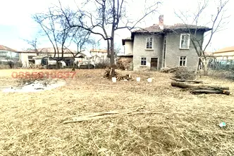 Къща в Перник, Църква