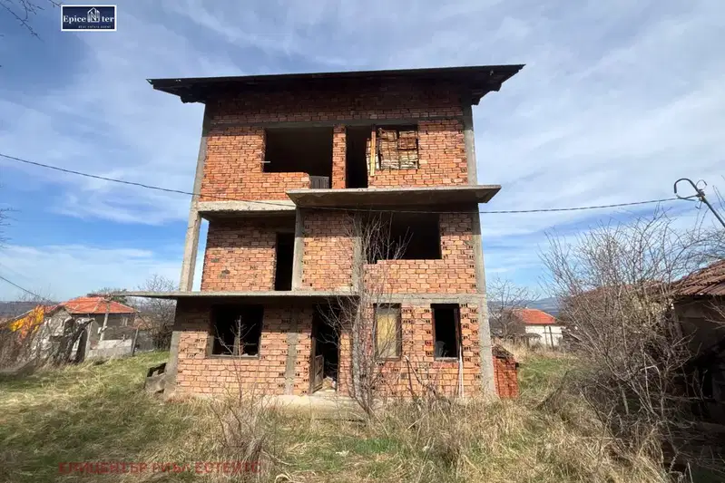 House in Pernik, Kalkas