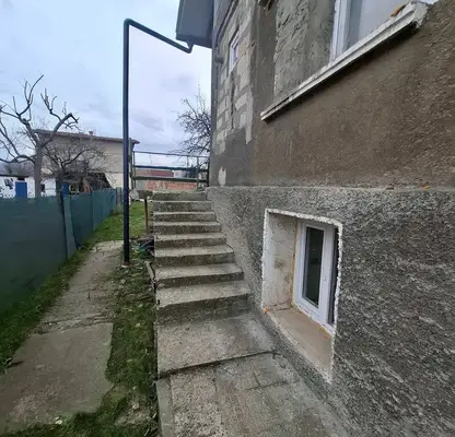 Photo 2 — House in Pernik, Kalkas