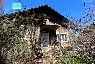 Къща в Перник, Мошино