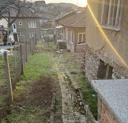 Photo 4 — House in Pernik, Ralica
